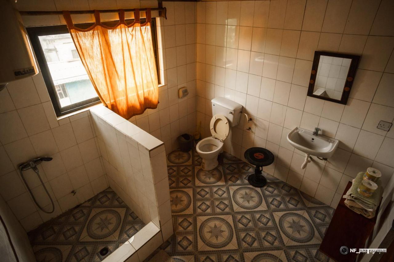 Busua Inn מראה חיצוני תמונה